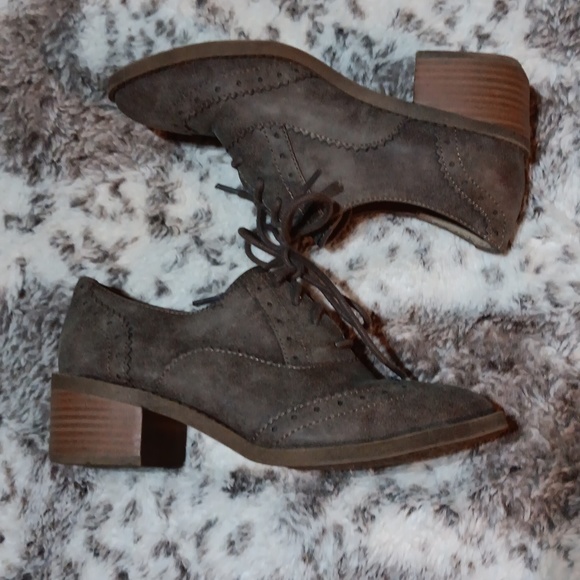 Maurices Heeled Lace Up Hadley Bootie - Picture 3 of 10